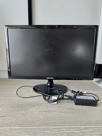 Samsung S22D300NY Monitor