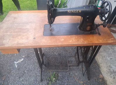 Singer Sewing machine