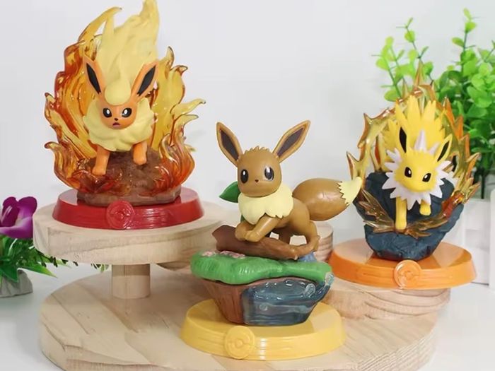 Pokemon Statues