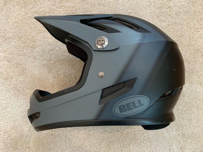 Bell mountain bike helmet