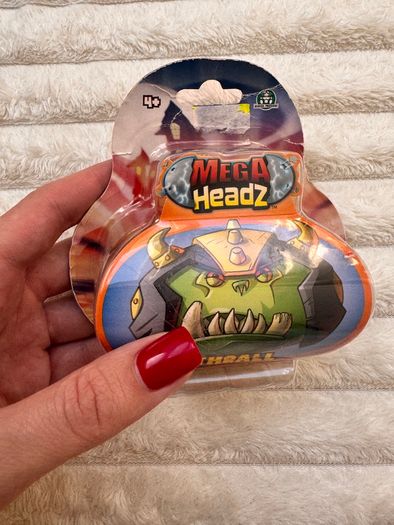 Mega Headz Thrall Action Figure Damaged Box Please see photos