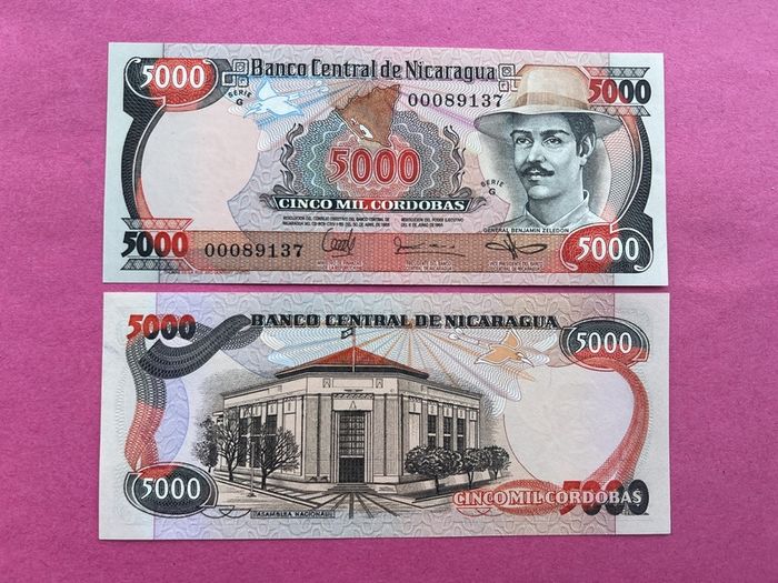 Nicaragua  5,000 Cordobas. 1987 Pick 146b ( Uncirculated )