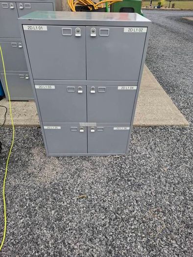 storage  lockers
