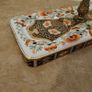 Antique imari decanter display Image 2