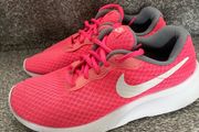 Pink Nike Tanjun runners