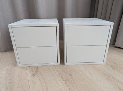 2 x Bedside tables / cabinets with drawers