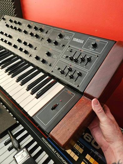 Yamaha CS15
