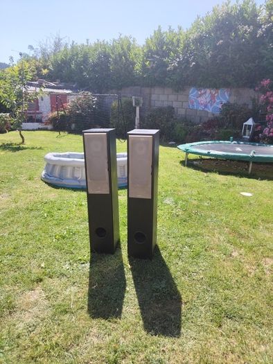 speakers