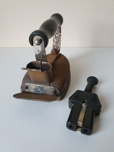 Antique Electric Iron