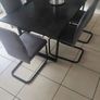 dinning table and 6 chairs  like new Image 2