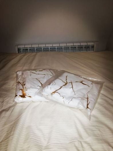 Gold Marble Pattern Duvet Set
