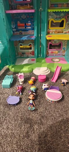 Gabby's Dollhouse