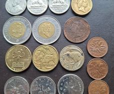 A Lot of 16 coins from Canada (1890-2010)