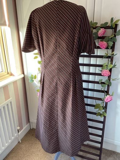 dress brown striped cotton dress with pockets size 12