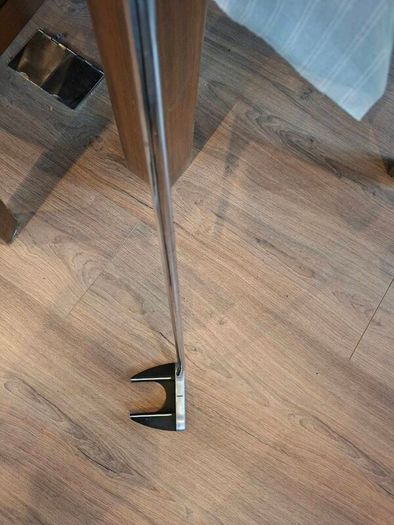 golf clubs