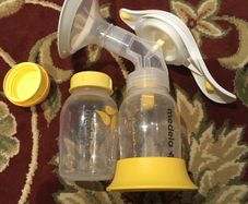 Medela Hand Breast Pump