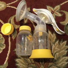 Medela Hand Breast Pump