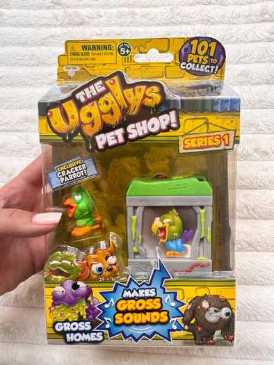 The Ugglys Pet Shop Gross Homes Cracker Parrot Exclusive Figure Series 1 Mini Figure Pack Damaged Box Please see photos