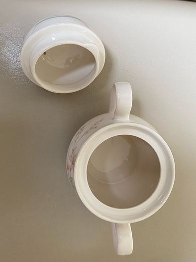 Vintage Keltkraft designed by Noritake Pennfield 9172 teapot & sugar bowel