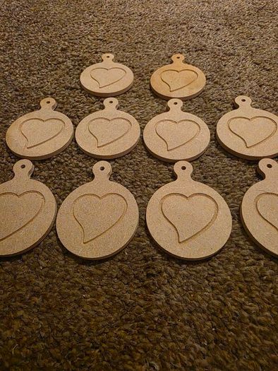 wooden xmas bobble heart