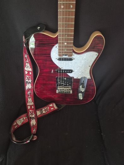 Aria 615-MK2 Nashville, Ruby Red
