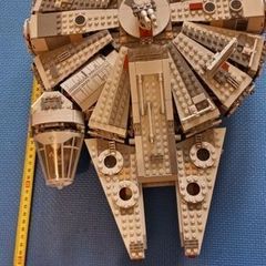 Lego millennium falcon L47cm w32cm