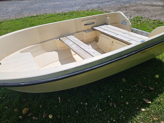 Tehri micro fun boat