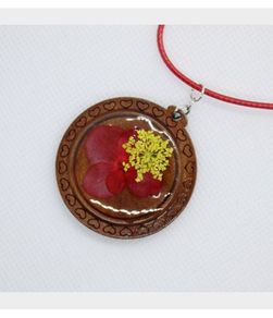 Unique Necklace - ideal gift - please see my other adds for more nature inspired jewellery + matching earrings available