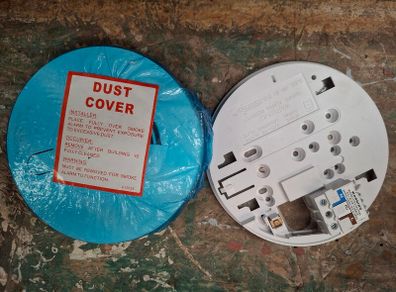 smoke heat carbon monoxide detector