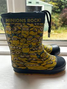Rubber boots