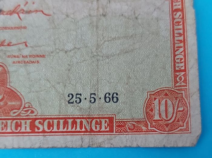Irish 1966 Lavery ten shilling banknote in used condition