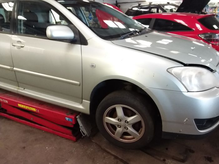 2005 Toyota Corolla 1.4 petrol