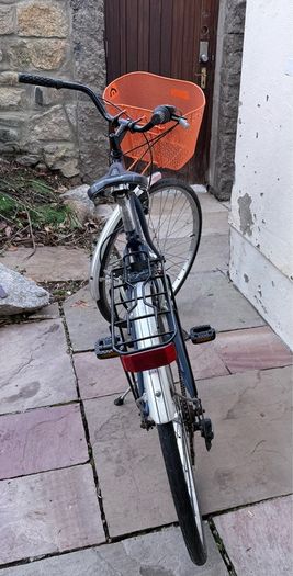 Lynx 700C City Commuter Bike 6 Speed. Basket, Carrier & Mudguards