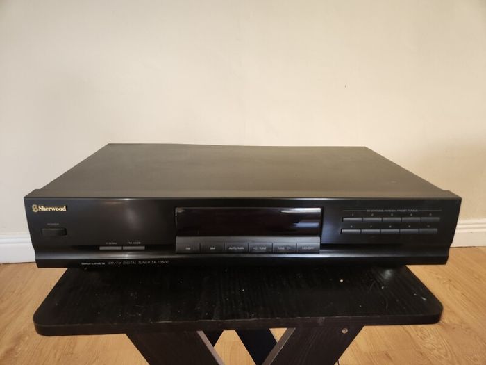 Sherwood AX-3030R integrated amplifier and Sherwood TX-1050C  tuner