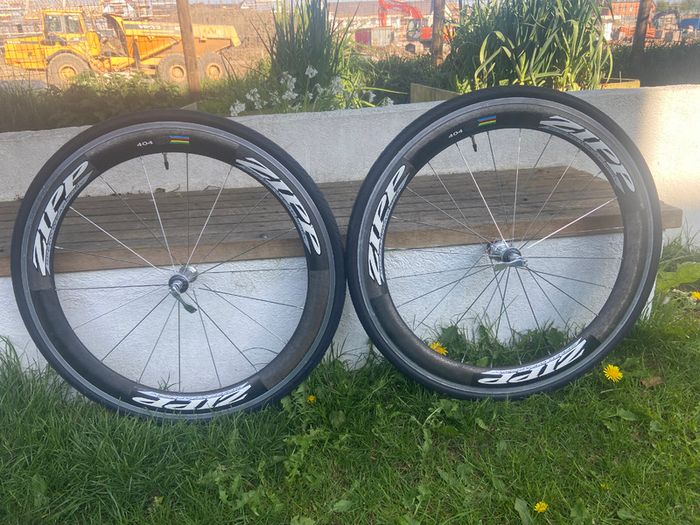 ZIPP 404 Carbon Rim Brake Clincher Wheels Wheelset 8 9 10 Speed Shimano SRAM