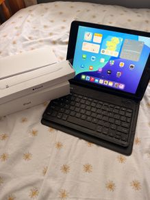 Apple iPad 8th gen and accessories
