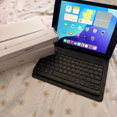 Apple iPad 8th gen and accessories