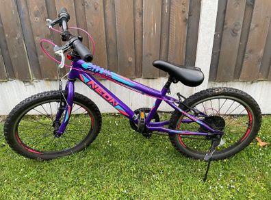 Girls bike