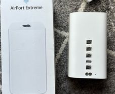 Apple AirPort Extreme Router 802.11ac 6th GENERATION A1521 wireless router Network extender