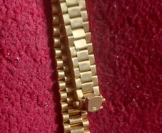 9 ct gold bracelet