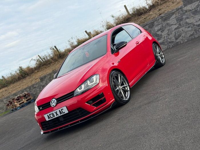 2015 Volkswagen Golf R