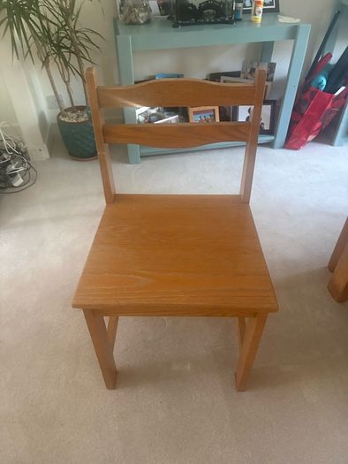Table-extendable with 6 chairs