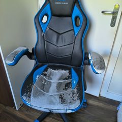 Gaming chair