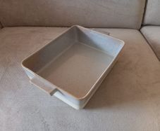 Stoneware dish