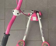 3-Wheel Swing Scooter