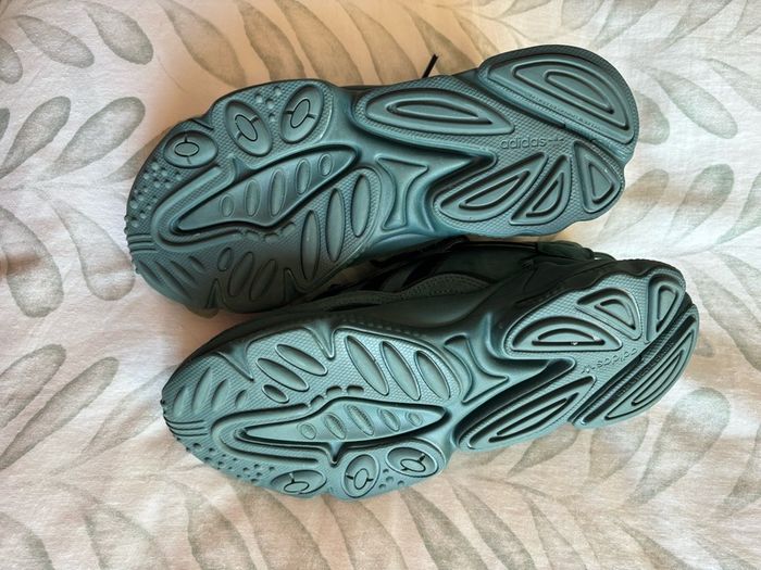 Adidas Ozweego UK6