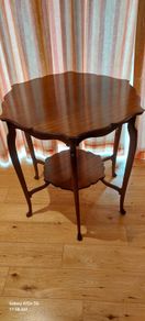 6-legged table