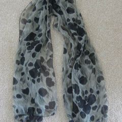 ladies grey and black lepoard print style lightweight scarf