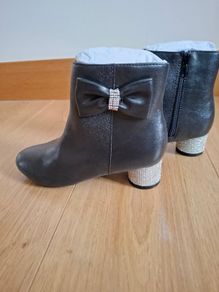 Girls monsoon boots RRP 53 euro Brand new with tags
