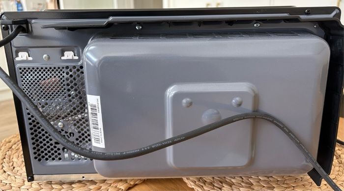 Toshiba 23litre Combi With Convection And Grill